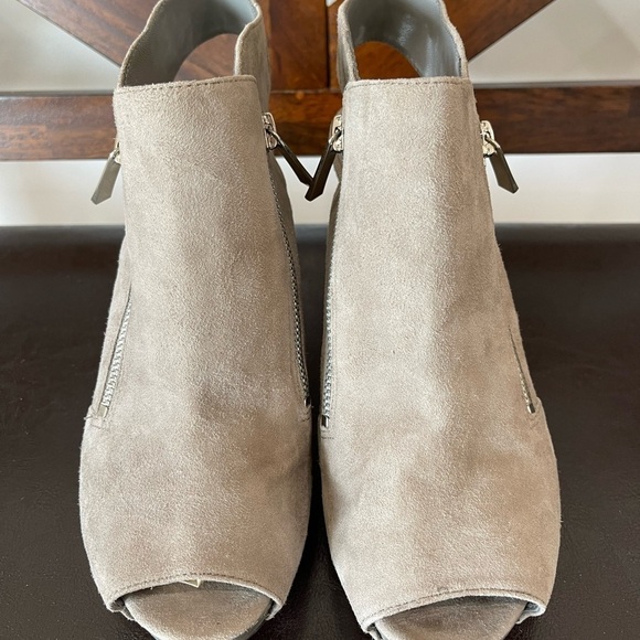 Franco Sarto suede leather shoes size 9 - Picture 3 of 16